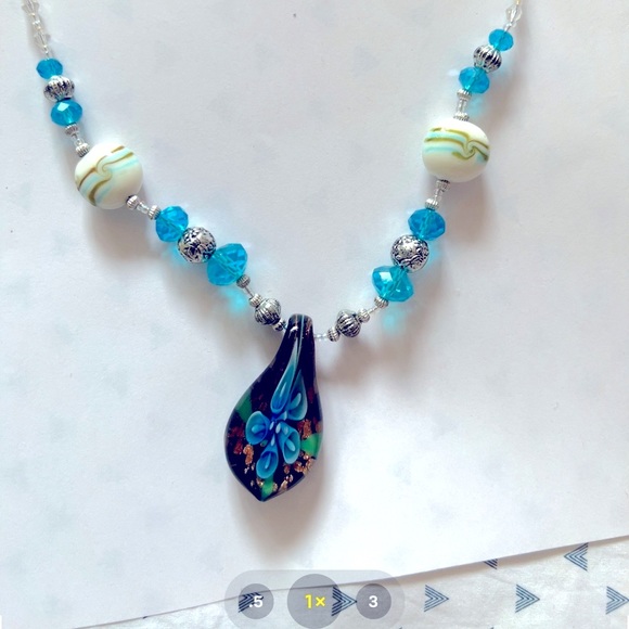 Pure Gemstone Beautiful Necklace - Picture 2 of 3